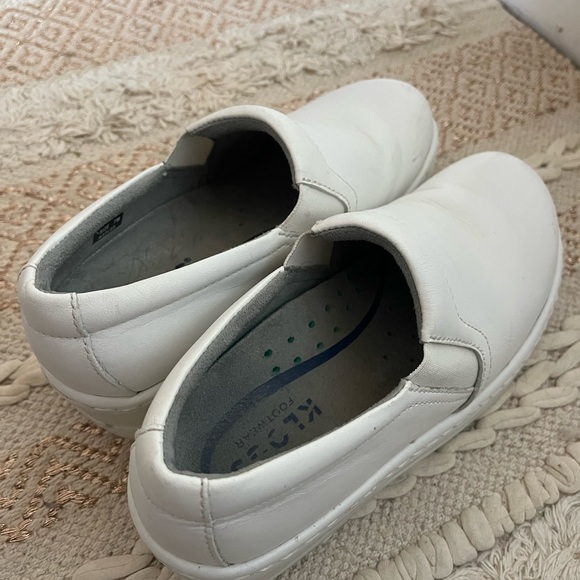 Klogs - Picture 3 of 3